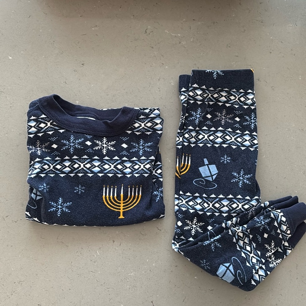 Hanna Andersson Hanukkah pajamas 3t